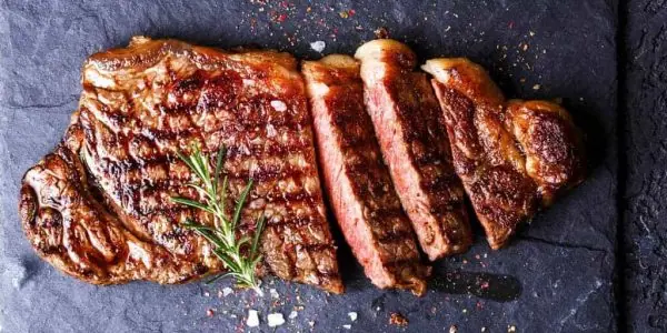 ארוחה זוגית עם פלטת קילו בשרי פרימיום ויין